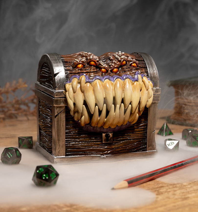 An image of Dungeons & Dragons Mimic Chest Dice Box
