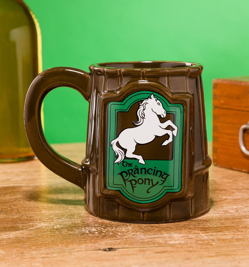 An image of Lord Of The Rings Prancing Pony Tankard Mug