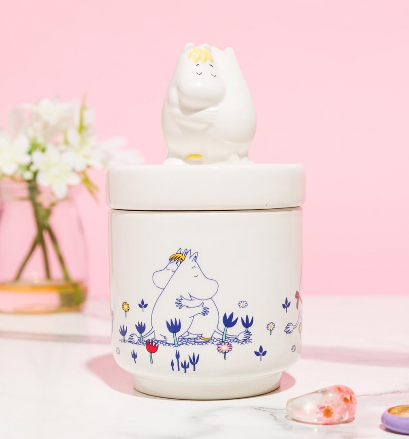 An image of Moomin Hug Ceramic 14cm Collectors Box