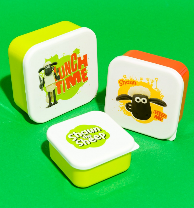 An image of Shaun The Sheep Set Of 3 Snack Boxes