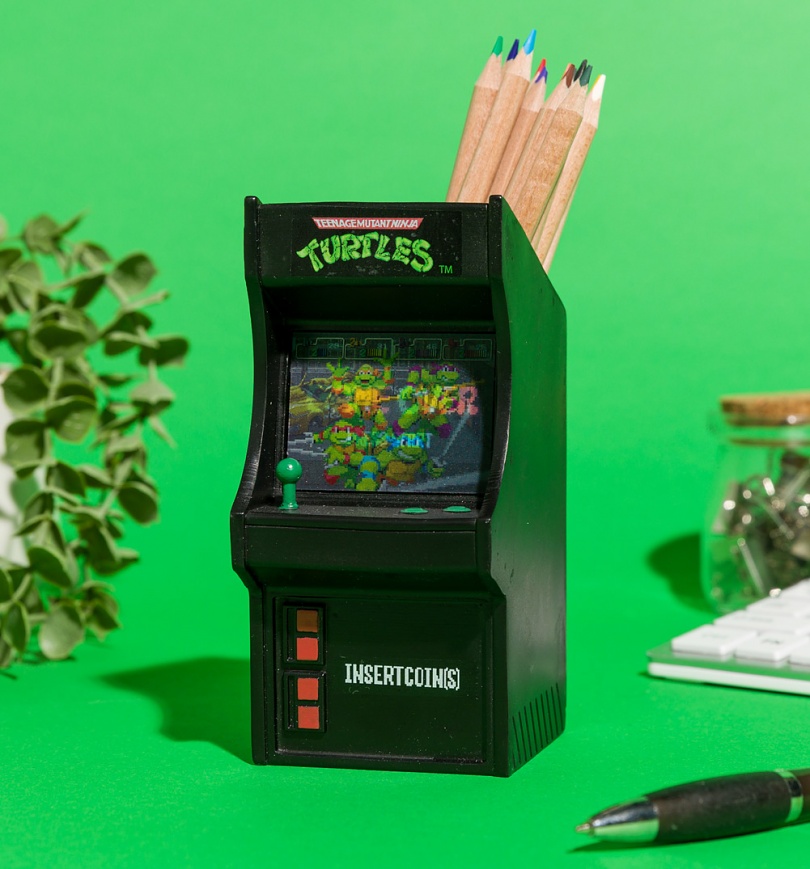 An image of Teenage Mutant Ninja Turtles 3D Arcade Machine Pen Pot