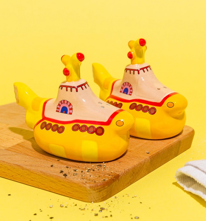 An image of The Beatles Yellow Submarine Salt And Pepper Shakers