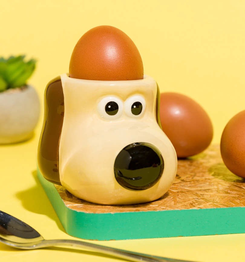 An image of Wallace And Gromit Gromit Shaped Egg Cup