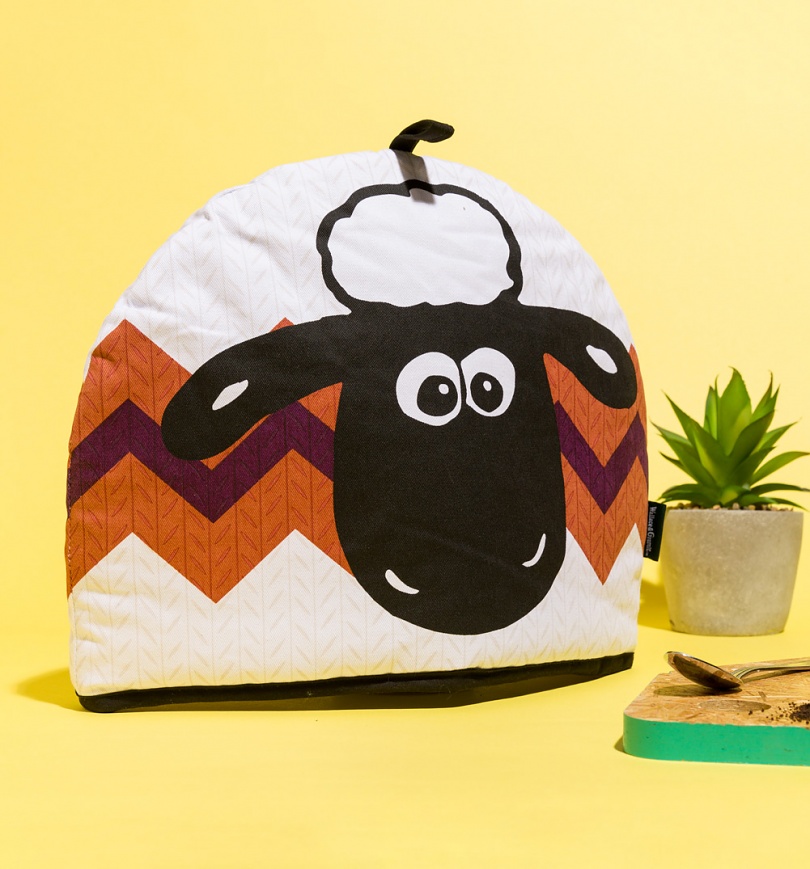 An image of Wallace And Gromit Shaun The Sheep Tea Cosy