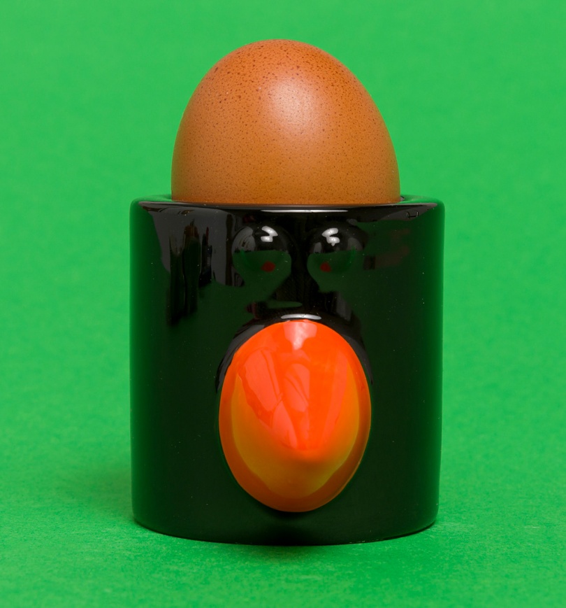 An image of Wallace & Gromit Feathers McGraw Egg Cup